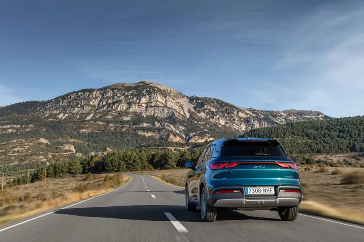 BYD ATTO 2 DM-i Exteriors 10