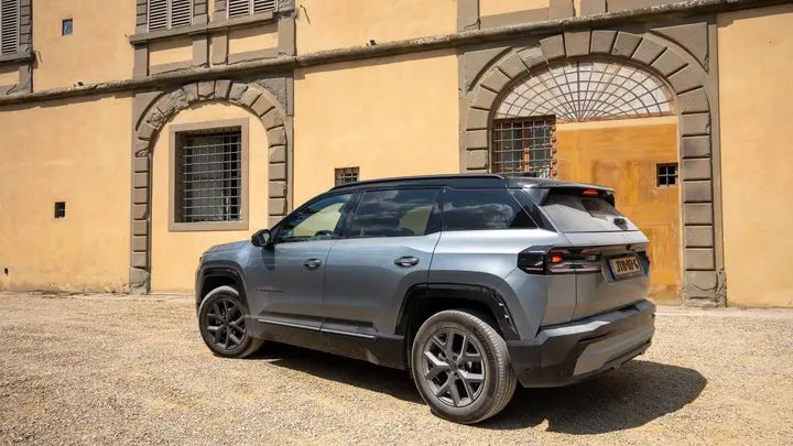 JeepCompass_26_Bewerkt_CR_WEB-09291