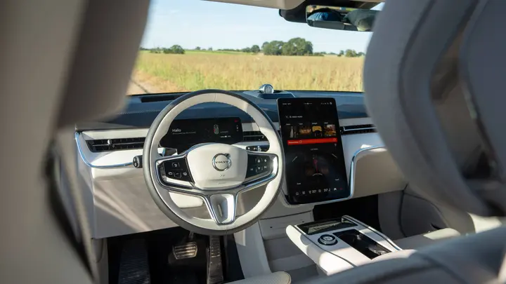 Volvo EX90_FHM_Bewerkt_CR_WEB-09628