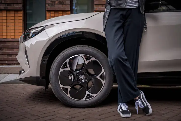 05-smart-casual-alfa-romeo-introduceert-de-nieuwe-junior-sprint