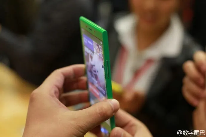 green gionee elife e7