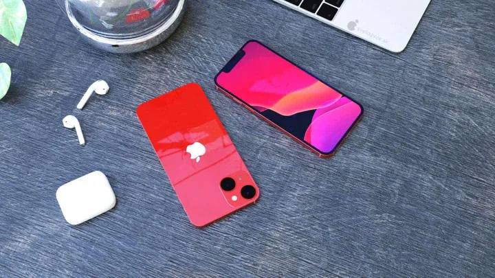 iphone 13 renders