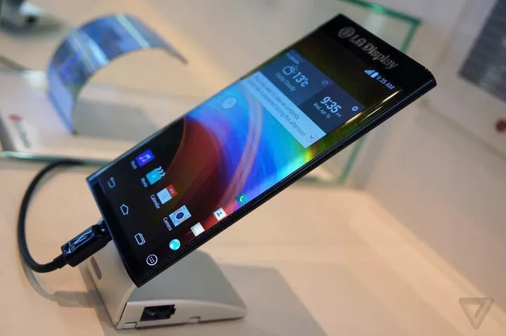 lg curved edge display 4