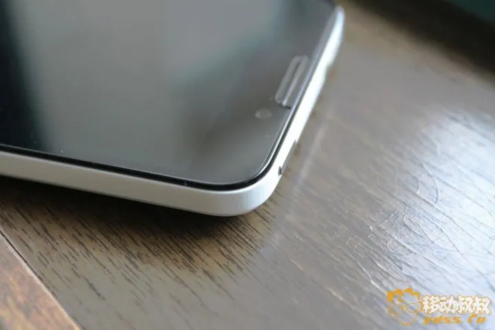 011944cfhaphbz1v6uph17