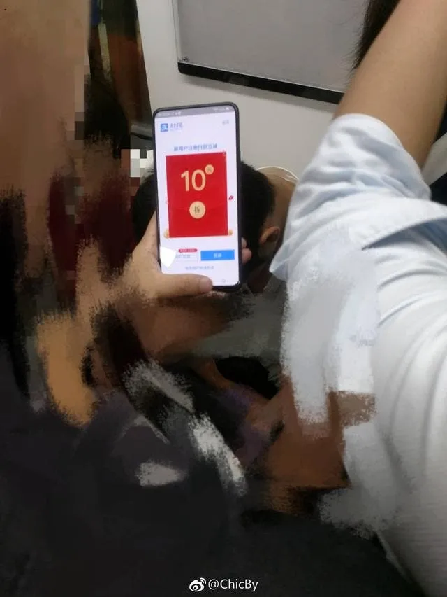 1526613210661325814628a
