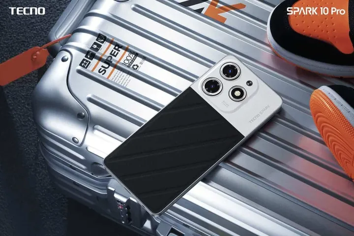 2 spark 10 pro magic skin edition