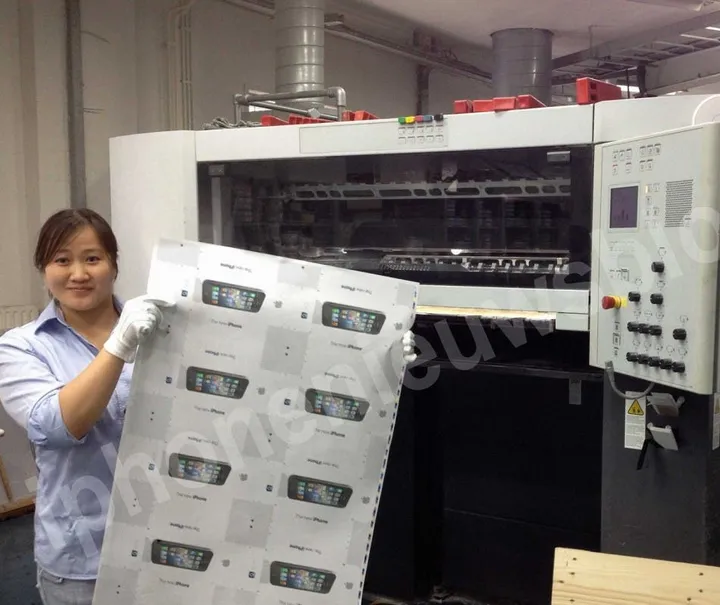 301945 apple iphone 5 may be called new iphone if alleged packaging box featu