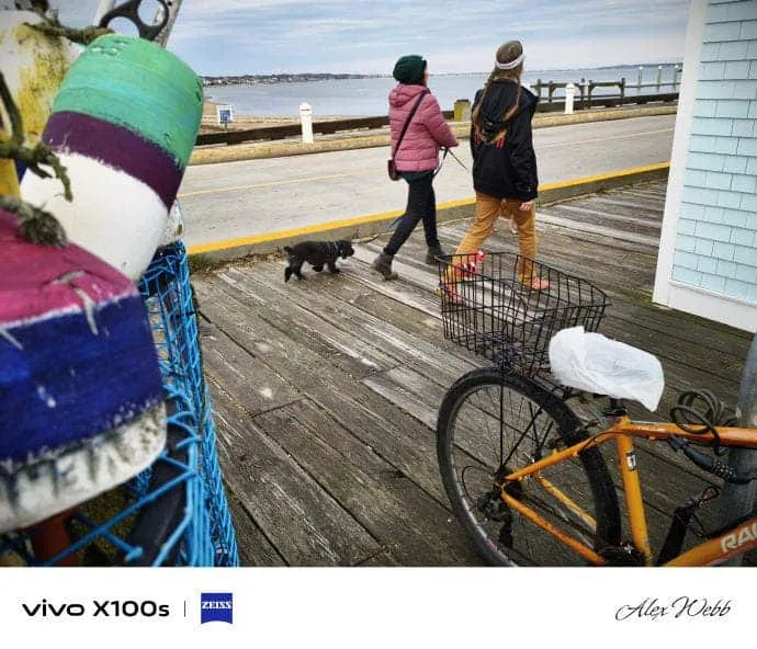 6e16364dgy1hpdy32yk0cj235s2pk1ky