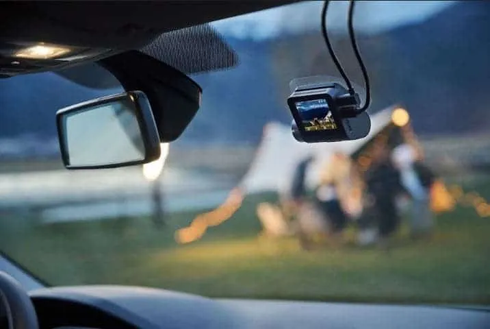 70 dash cam b