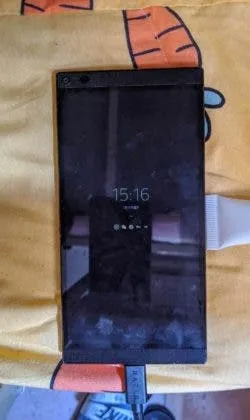 alleged razer phone 3 prototype 01 250x420 1