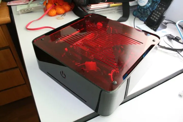 black red hackintosh mini