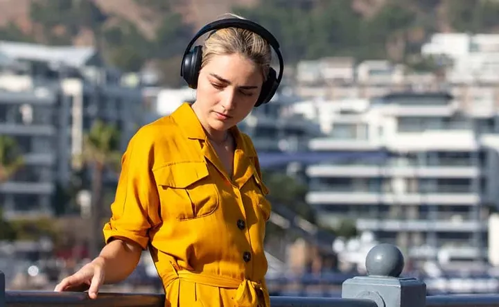 bose noise cancelling headphones 700 best wireless headphones 20233