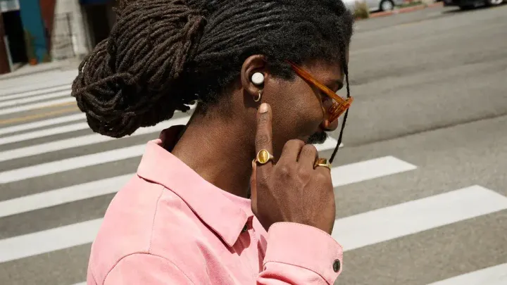 buds lifestyle 2 cropped for kwwidth 1000format webp