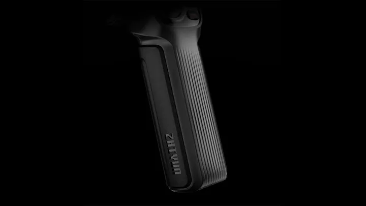 comfortable handle of zhiyun smooth 5s ai