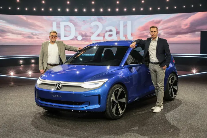 db2023au00197 web 1600