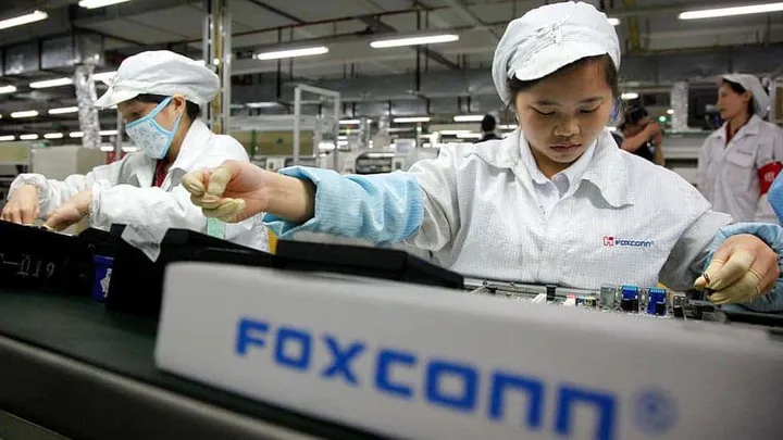 foxconn employees