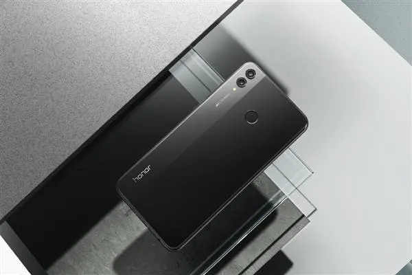 honor 8x