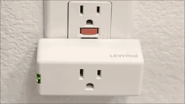 leviton smart plug