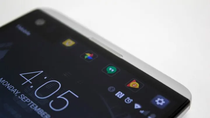 lg v30