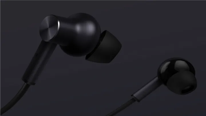 mi noise cancelling headphones 1 1513161708211