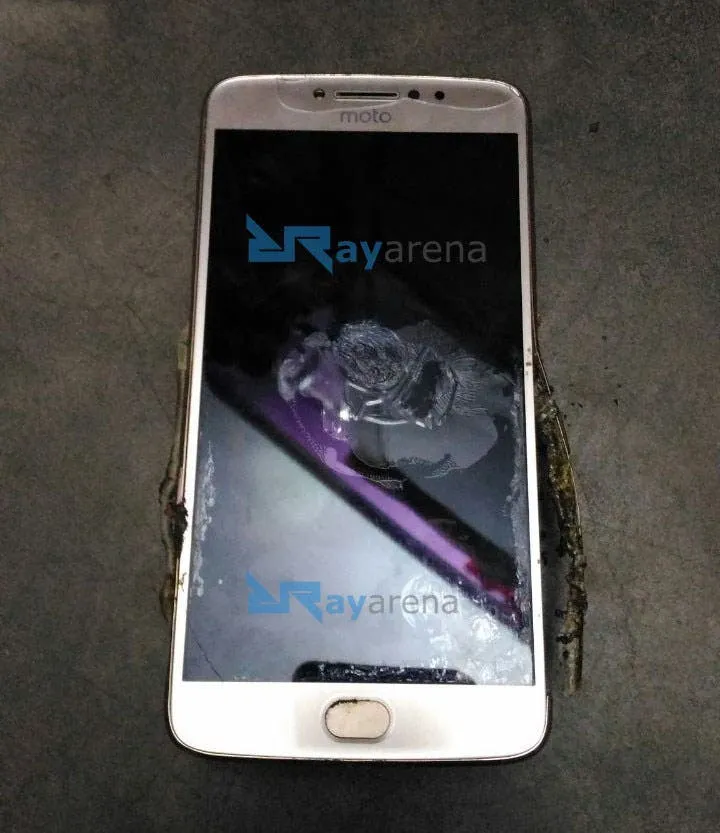 moto e4 plus mobile blast1