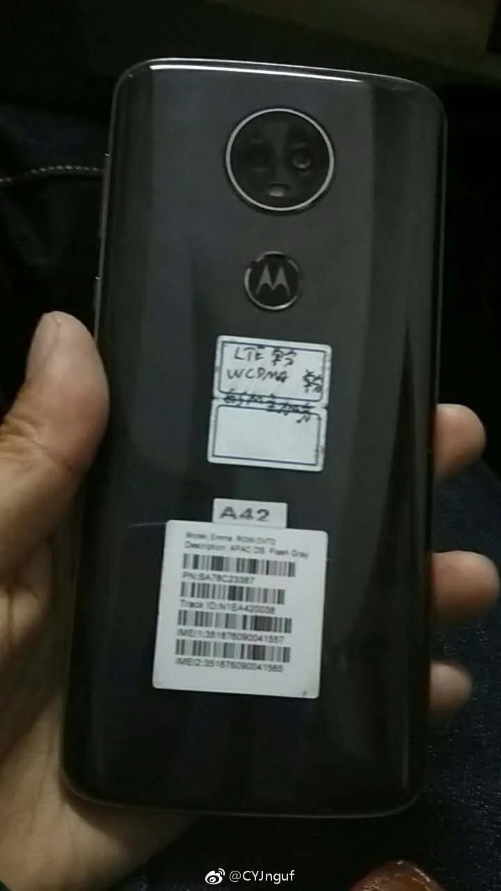 moto e5 plus real life image rear