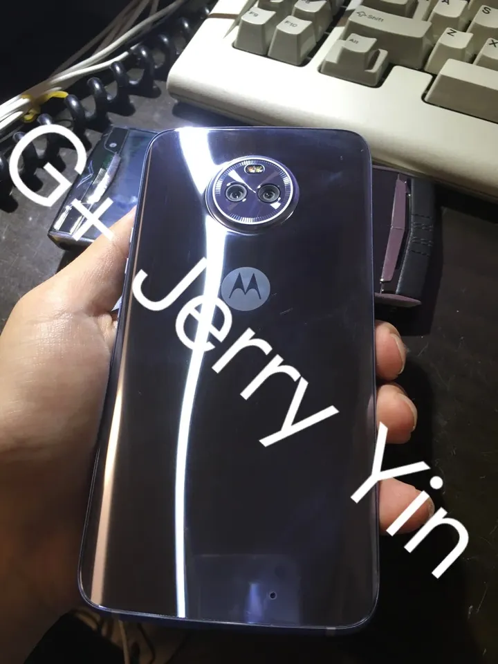 moto x4 liveimages 2