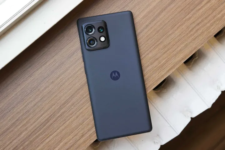 motorola edge plus 2023 hands on 3