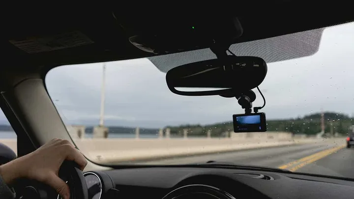 nicole logan ukpxn57vadc unsplash