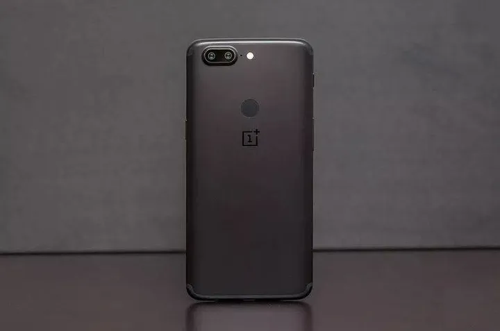 oneplus 5t 1 2