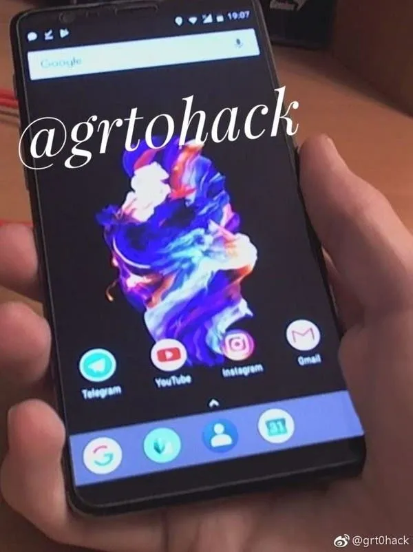 oneplus 5t leaked shot