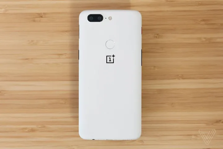 oneplus 5t sandstone white 70