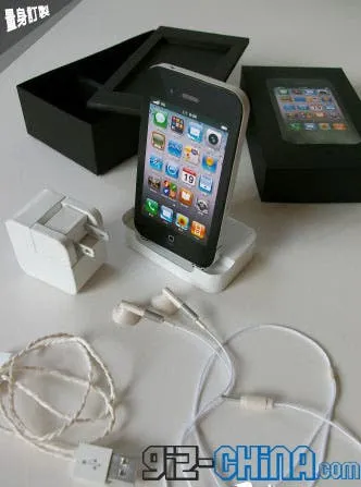 paper iphone 4 tomb
