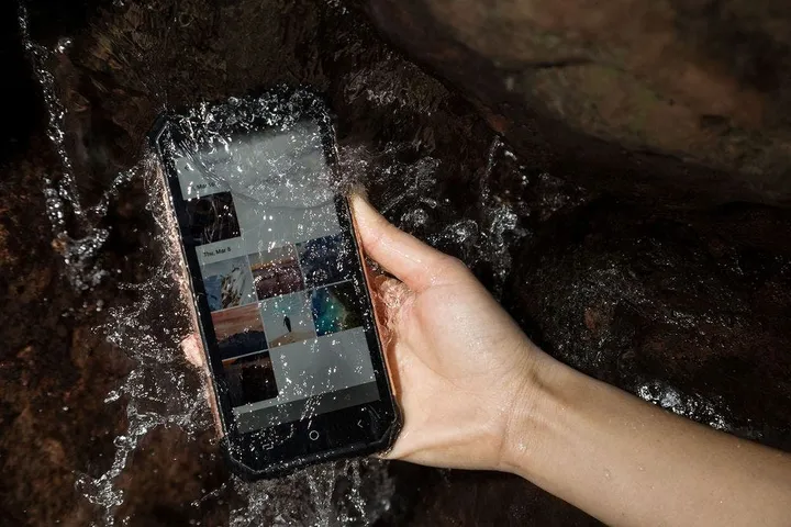 pr 18042707 armor x daul 4g 1920x1280