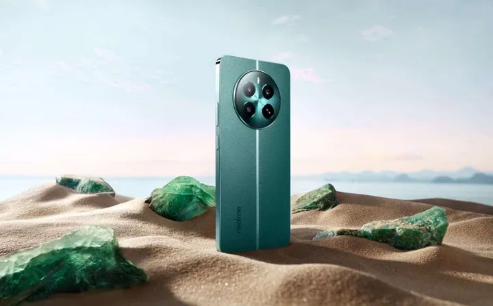 realme 12 pioneer green