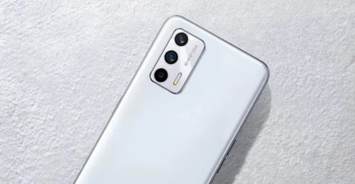 realme gt neo2t glaze white model