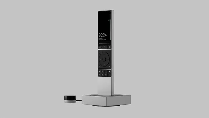 remote 3 stand