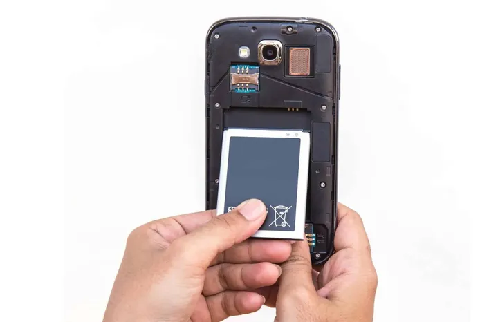 removable battery feature
