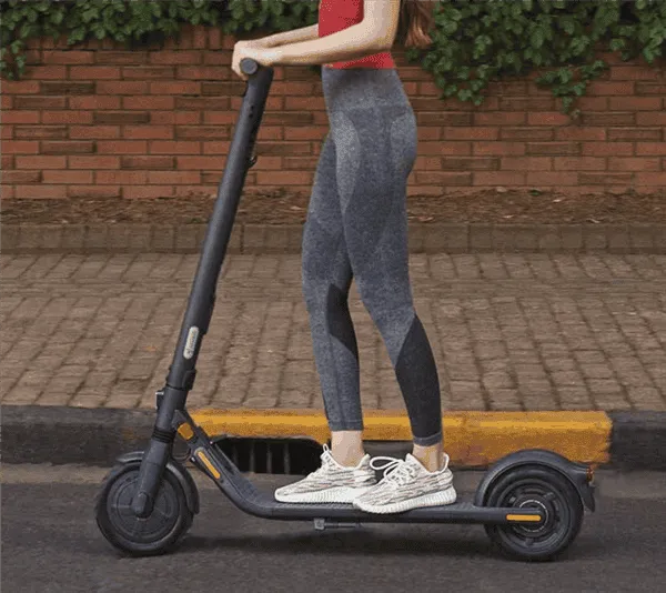 s 0533e8fed6b34d228a3d0b083356a855