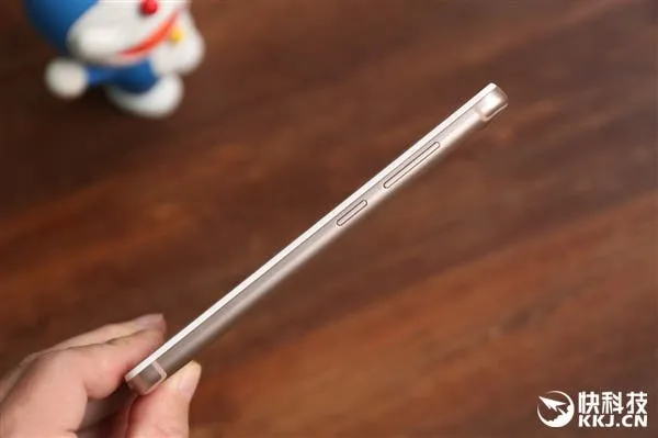 s 0dc10e4a72674aa0899534ebf1d256bf