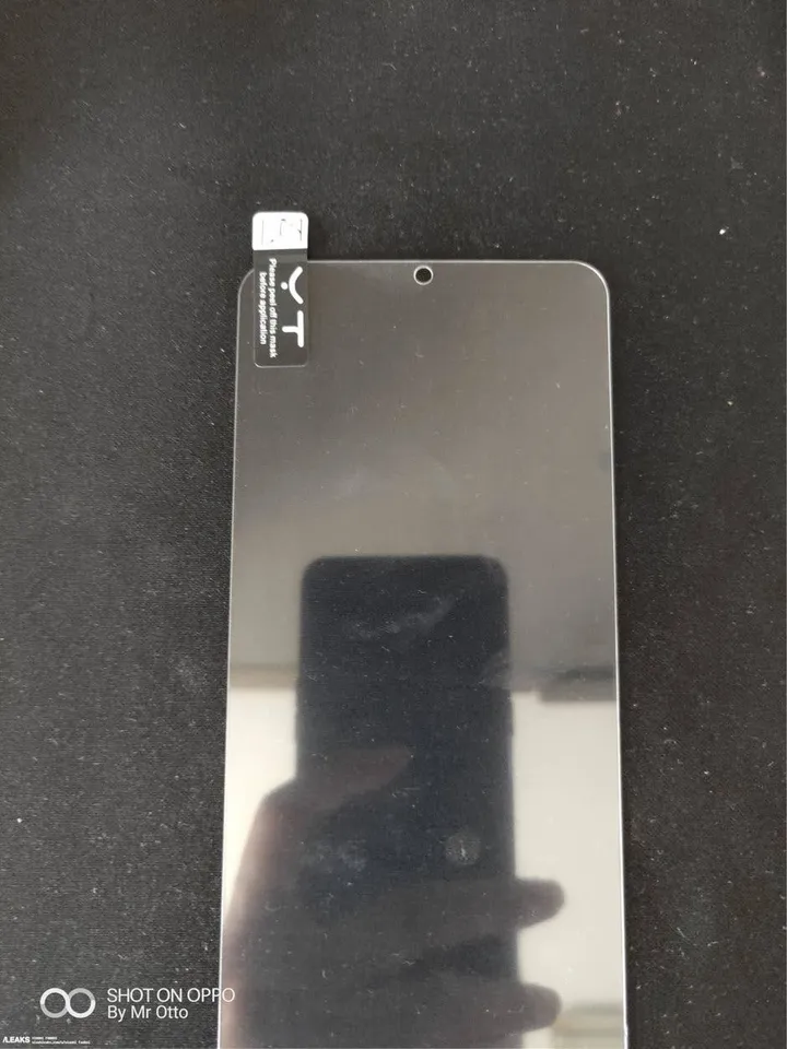 samsung galaxy a8s screen protector