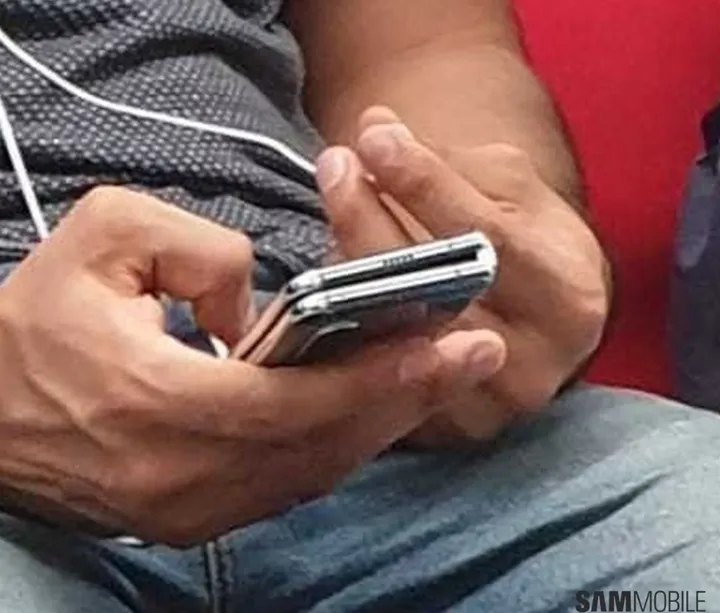 samsung galaxy fold b