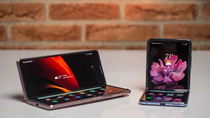 samsung galaxy z fold 2 vs samsung galaxy z flip a battle of samsung foldables