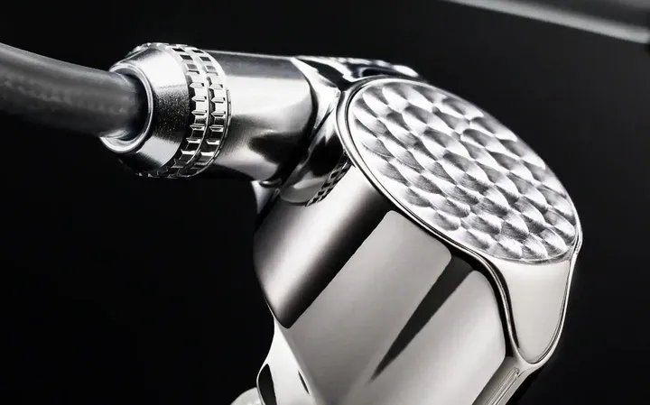 sony earphones 5