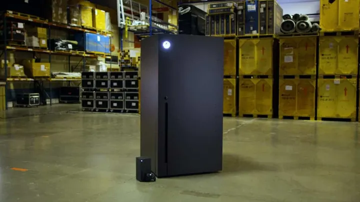xbox series x fridge with xbox series x