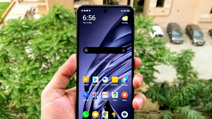 xiaomi 13 vs 14 display