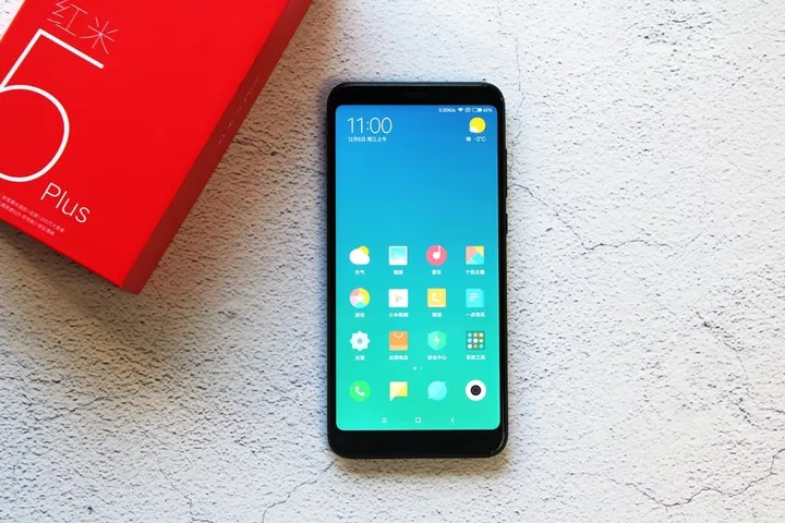 xiaomi redmi 5 plus mobile phone 1