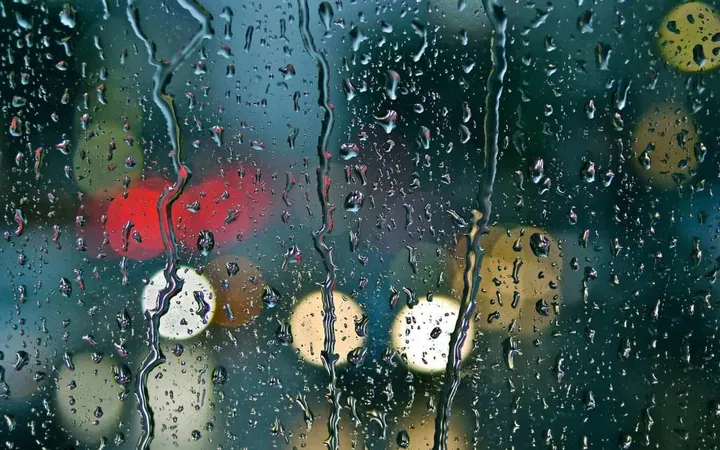 rain in city