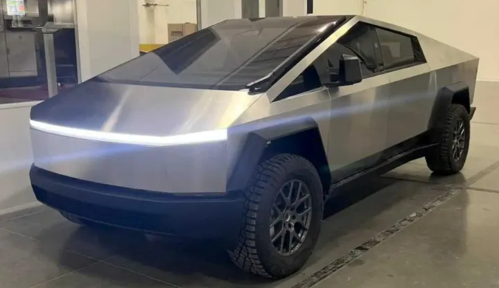 tesla cybertruck1