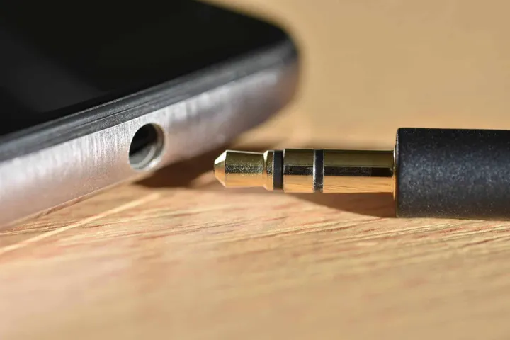 3.5 mm headphone jack